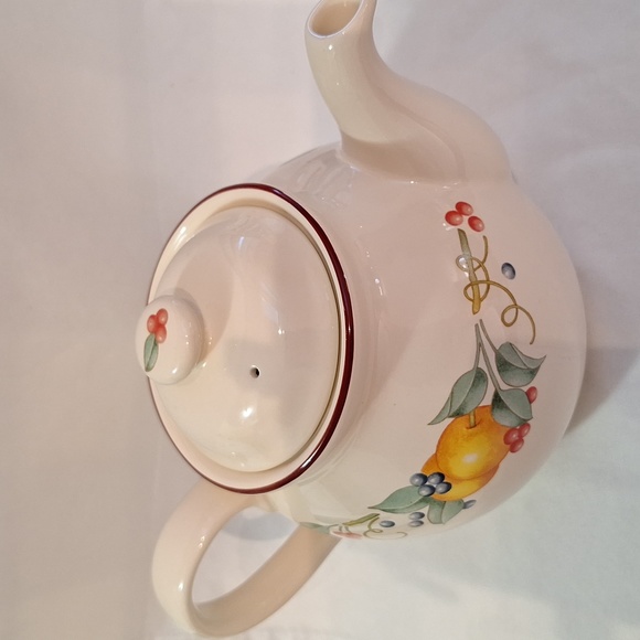#ACT Corelle abundance teapot - Picture 6 of 7